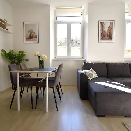 Apartment Cosy Old Town Pula