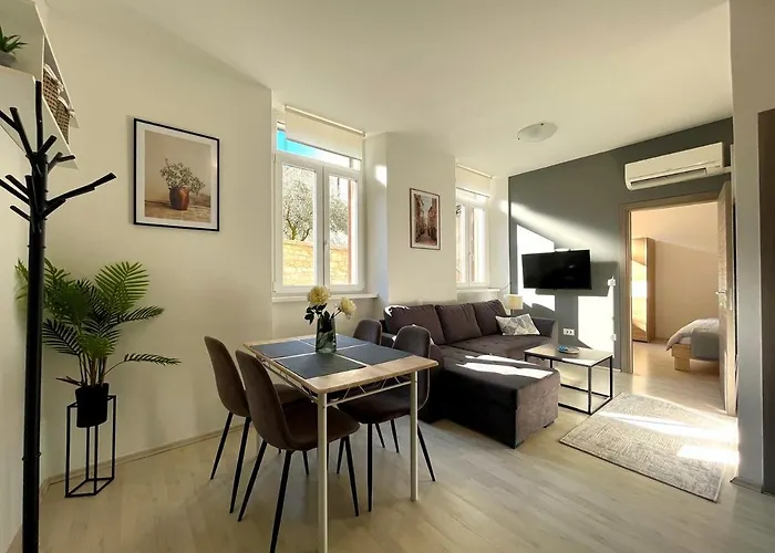 Cosy Old Town Apartment